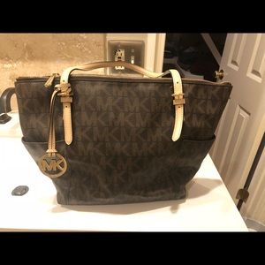MK purse